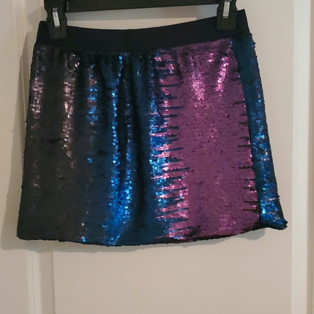 Girls Xhilaration Metallic Sequin skirt